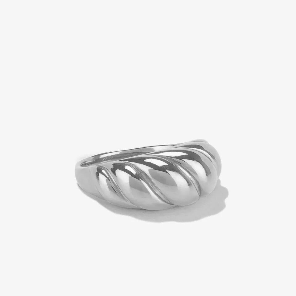 Croissant Ring